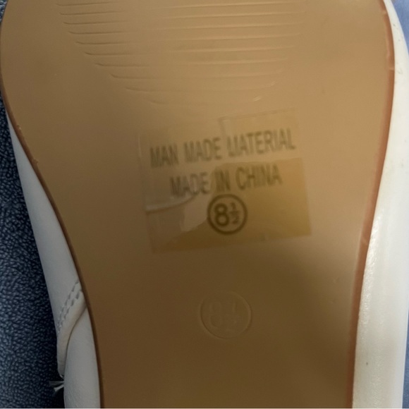 J ADAMS Mod Booties - Picture 9 of 9